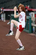 키키 mlb 시구 사진