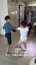 형제끼리 하도 싸워서 판 깔아준 부모님
