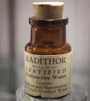 물에 라듐 타서 먹는 라디돌(RADITHOR) 이란 것도 있었음 .