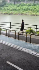 나이쳐먹고 아무곳에서 담배 쳐피는
