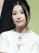 배우 박하선 어제자 코디 사진