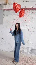 오늘자 배수지 인스타그램 업데이트 (feat 게스)