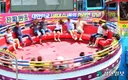 월미도 '디스코팡팡' 타다 튕겨 나가, 30대 탑승객 부상
