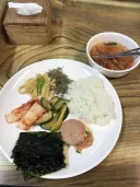 호불호 갈리는 모텔 아침밥.jpg