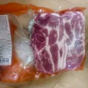 말이 좀 있던 목살 1kg 개봉