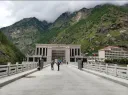 산사태 터지기 전 중국-네팔 국경 검문소 모습