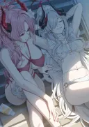 [블루아카] 수영복 입은 사츠키와 마코토