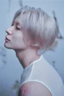2년만에 컴백했는데 더블 타이틀곡 분위기가 극과극인 태민