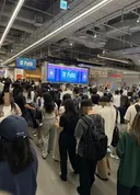 현재 더현대 식품관 독보적 흥행 매장 ㄷ.jpg