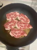 버터 두른 돼지목살은 진짜 사기급으로 맛있네요..