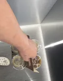 커피 사러 나갔다가 왔습니다.