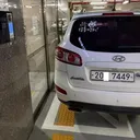 전남 나주 혁신도시 한 오피스텔에서 출입구 바로 앞에 상습주차