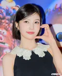 조이 어제자 사진