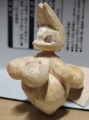 나무조각 깎아만든 여우.jpg