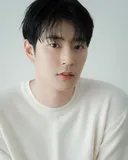 드디어 첫 티비 드라마 남자 주인공 맡았다는 박서함.jpg