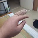 어제 병원가서 야밤중에 손가락 묶고(?) 온게 유머