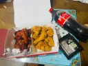 치킨 도착 해서 축구 응원합니다