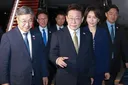 이대통령)  순방 마치고 귀국 댓글 메시지 좋아요, 중요한 실천