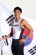 흑인처럼 보이는 한국 육상 대표팀의 정체.jpg