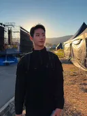 현재 비주얼 하나로 난리난 남돌 출신 연예인......................jpg
