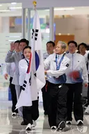 국가대표 홍텐 어제자 입국 사진