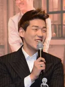 의외의 업적작이 있는 가수.jpg