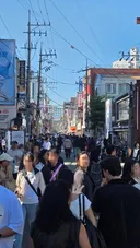 관광객들이 먹여 살리는 오늘자 성수 .jpg