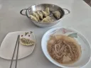 우울해서 모닝 냉면 삶았어