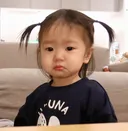 유트루 한테 혼나고 눈치 보는 나음이 (17개월 딸)