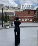 韓설탕이 묻어있는빵 섭취 日아나운서