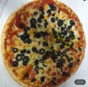 피자 시켰는데 올리브를 너무 적게 넣어줘서 1점주고 항의한 손님.jpg