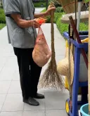 며칠동안 집나갔다가 건물 청소해주는 분께 잡혔다는 고양이