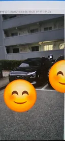 수소차가 전기 충전을 하네...