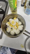아까 삶은 계란 망친거 해결함