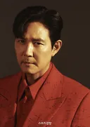[단독] 이정재 뿔났다···전 임직원 5명 ‘6억 배임’ 혐의 고소