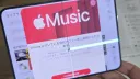 순수 체급으로 '그냥 무겁기만 함' 폴더블폰 등극
