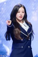 어제자 팬미팅에서 소원을 말해봐 무대한 김지원
