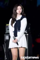 의외로 많이 먹는 설윤